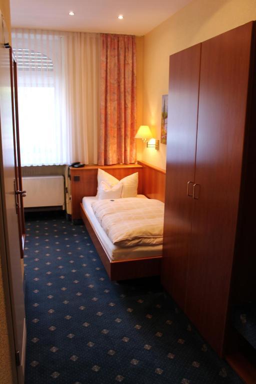 Hotel Luga Nuremberga Quarto foto